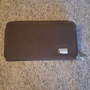 Mundi Men's Brown Zip-Around Travel Wallet